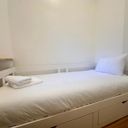 Apartment Metro-Paris Asnieres-sur-Seine Luaran gambar
