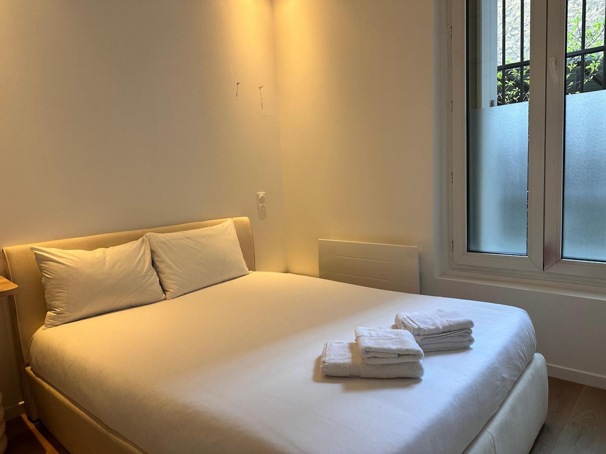 Apartment Metro-Paris Asnieres-sur-Seine Luaran gambar